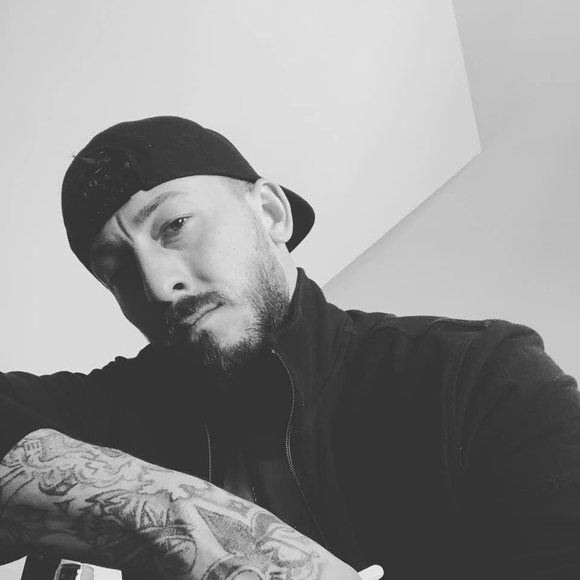 Meet your Posher, Bradly - Picture 1 of 1